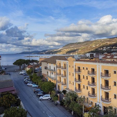 Hotel Cala Del Porto Vibo Valentia Marina Kültér fotó