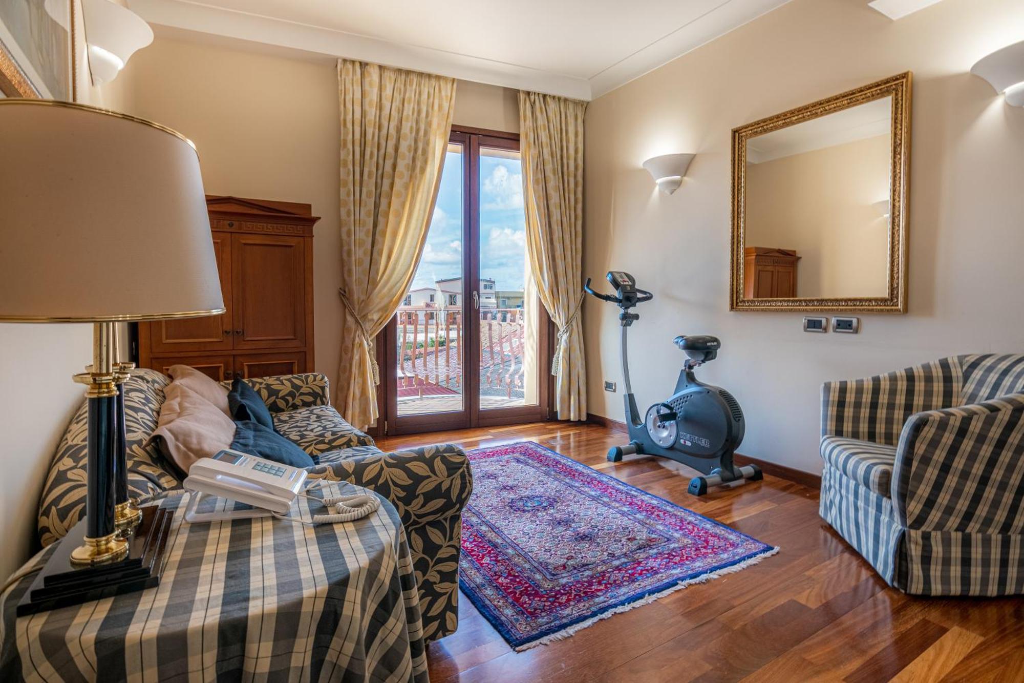Hotel Cala Del Porto Vibo Valentia Marina Kültér fotó