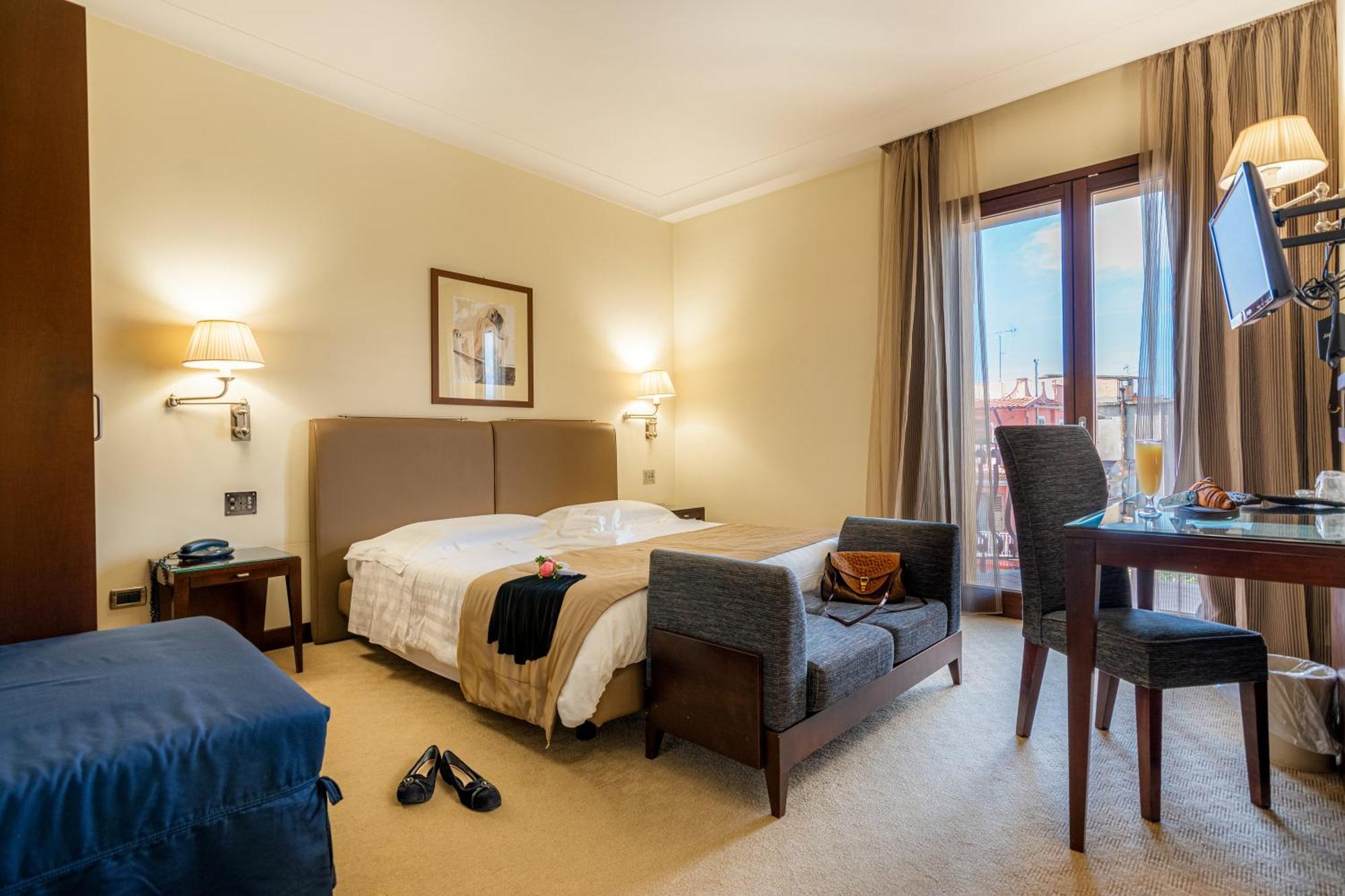 Hotel Cala Del Porto Vibo Valentia Marina Kültér fotó