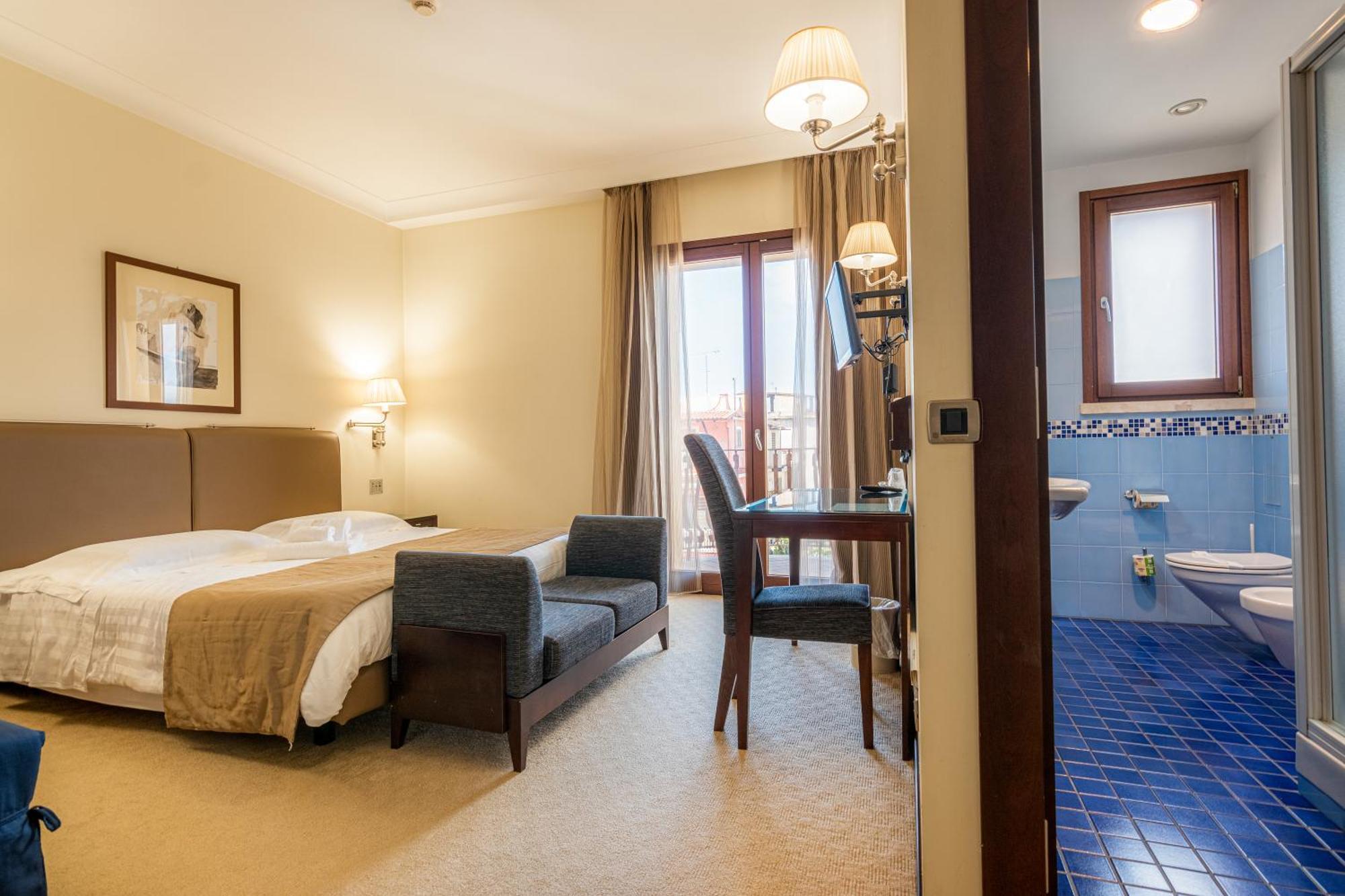 Hotel Cala Del Porto Vibo Valentia Marina Kültér fotó